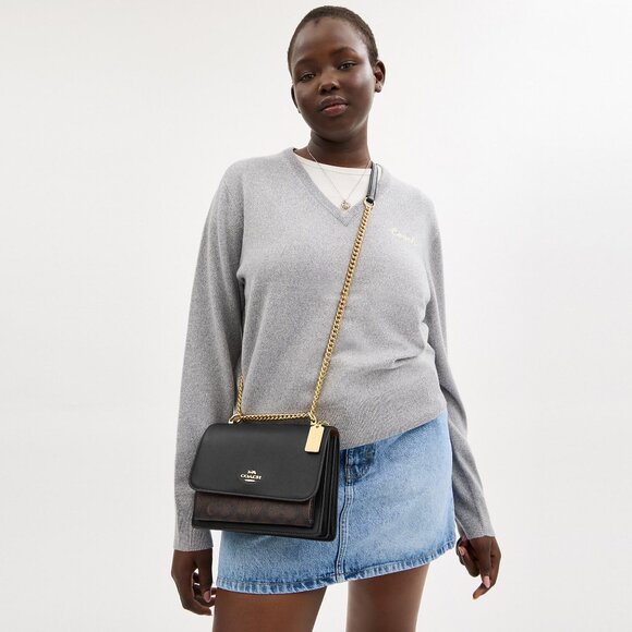 Klare Crossbody Coach Bag In Signature Canvas - Picture 4 of 6